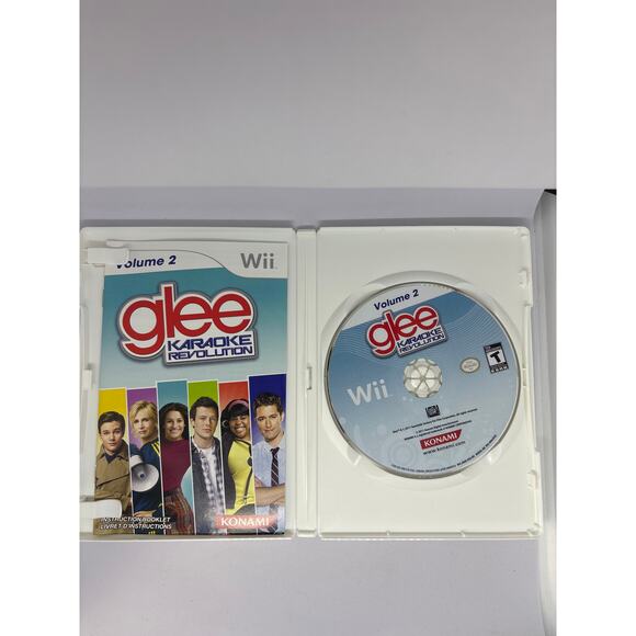 Glee Karaoke Revolution Volume 2 (Nintendo Wii) Includes Manual - Picture 3 of 3